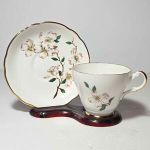 Regency Teacup and Saucer White Flowers Vintage